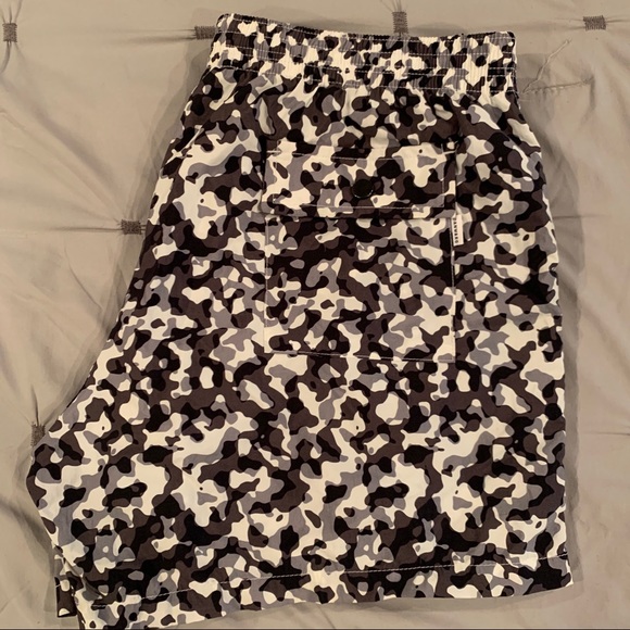 Danward Men’s printed swim short - Picture 3 of 3